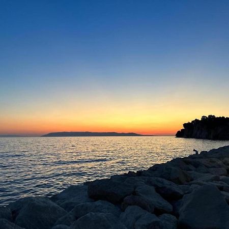 Luxurious Holiday Home In Makarska With Jacuzzi Kültér fotó