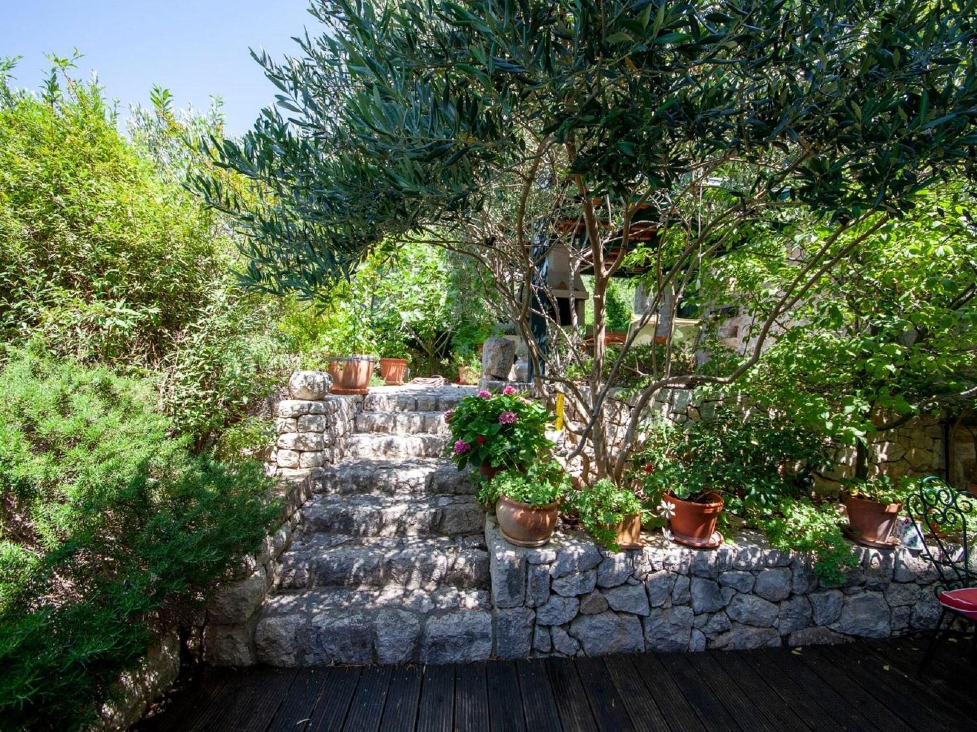 Luxurious Holiday Home In Makarska With Jacuzzi Kültér fotó