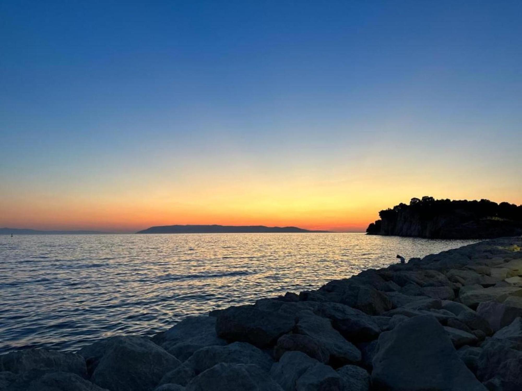 Luxurious Holiday Home In Makarska With Jacuzzi Kültér fotó