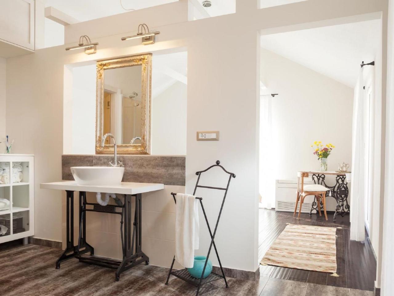 Luxurious Holiday Home In Makarska With Jacuzzi Kültér fotó